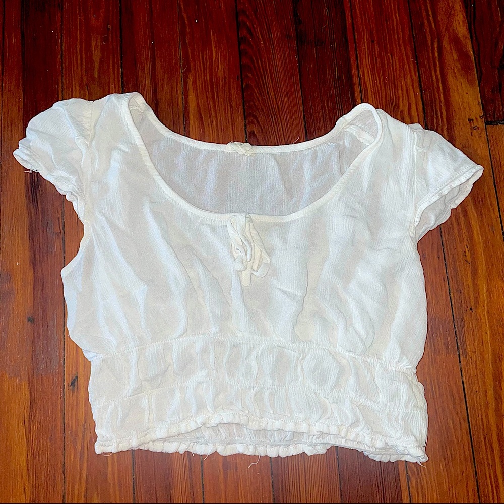 Simple Lightweight Garage White Crop Top